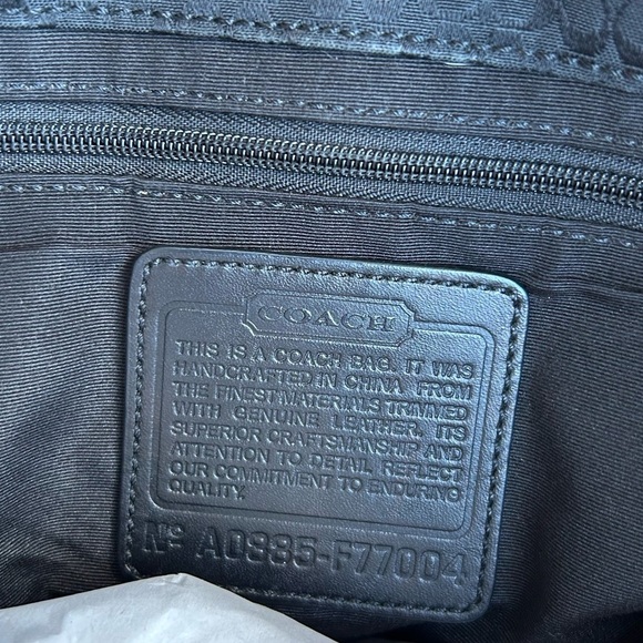 Coach Black Signature Canvas & Leather Messenger Bag F77004 - Picture 14 of 15